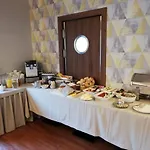 Gucio - Z Restauracja 3*