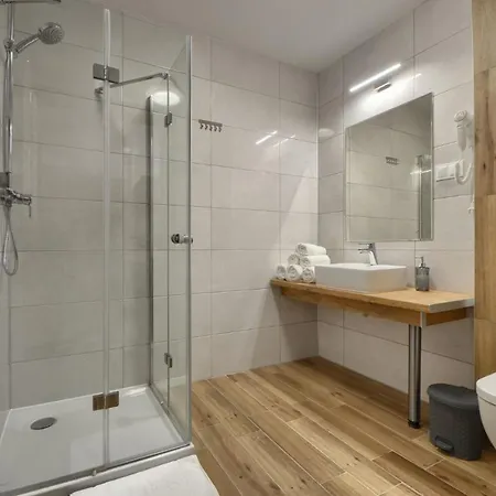 Bed & Breakfast Gucio - Z Restauracja 3*