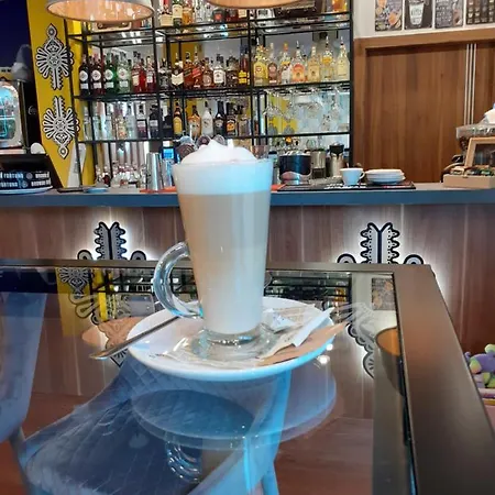 Gucio - Z Restauracja 3*