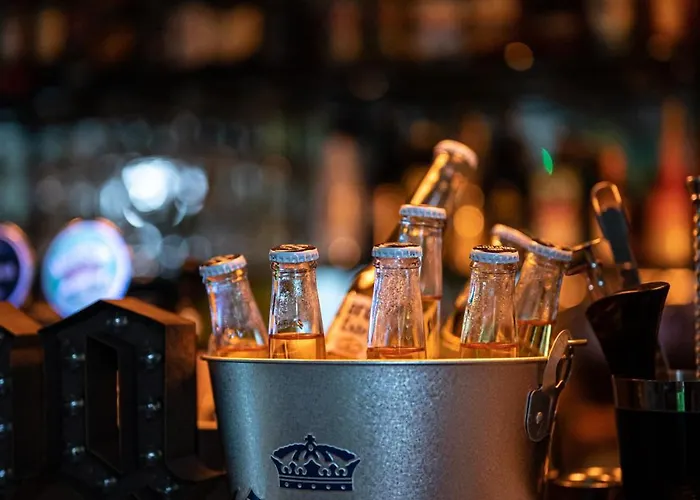 Gucio - Z Restauracja Bed & Breakfast