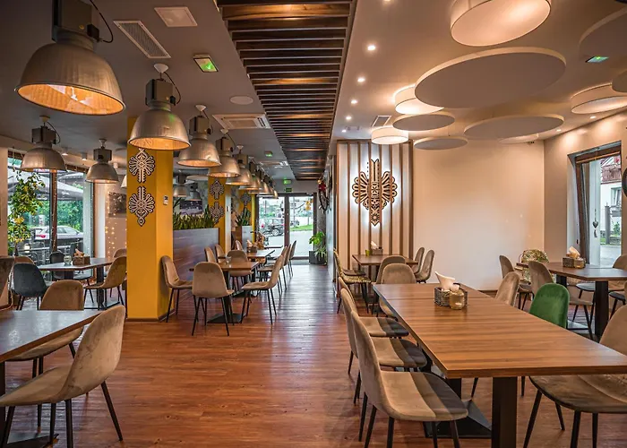 Gucio - Z Restauracja Bed & Breakfast 3*