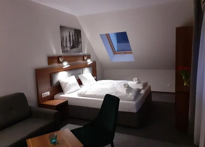 Gucio - Z Restauracja Bed & Breakfast Szczyrk