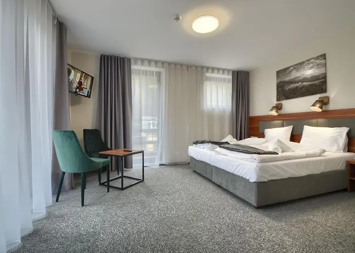 Gucio - Z Restauracja Bed & Breakfast 3*