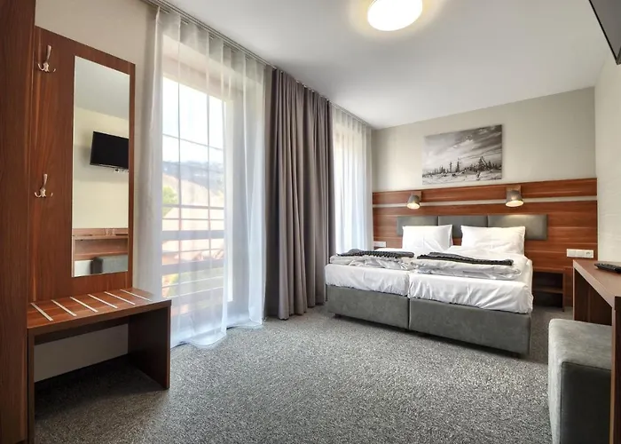 Gucio - Z Restauracja Bed & Breakfast Szczyrk