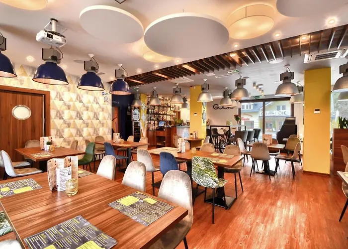 Bed & Breakfast Gucio - Z Restauracja