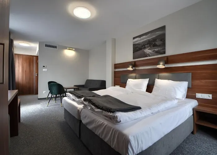 Gucio - Z Restauracja Bed & Breakfast 3*