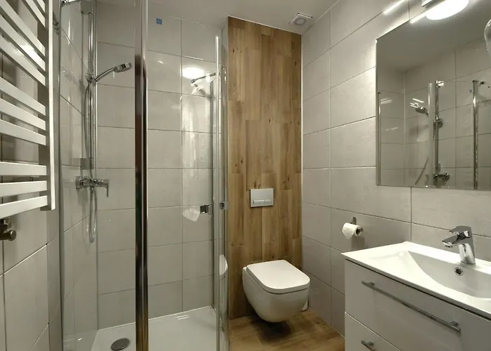 Gucio - Z Restauracja Bed & Breakfast 3*