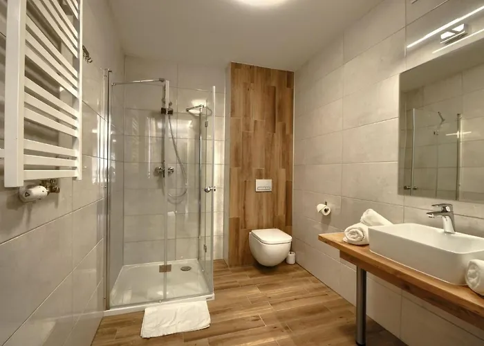 Gucio - Z Restauracja