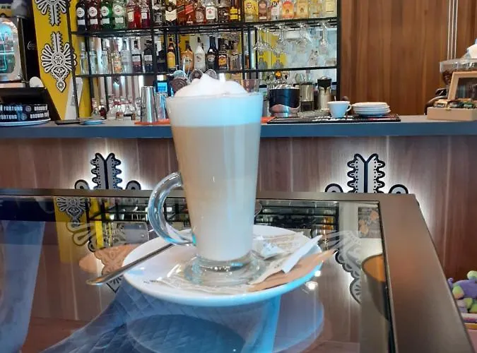 Gucio - Z Restauracja 3*